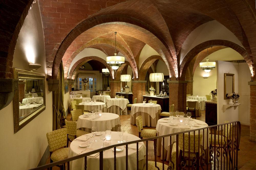 Unahotels Palazzo Mannaioni Toscana 蒙塔约内 外观 照片