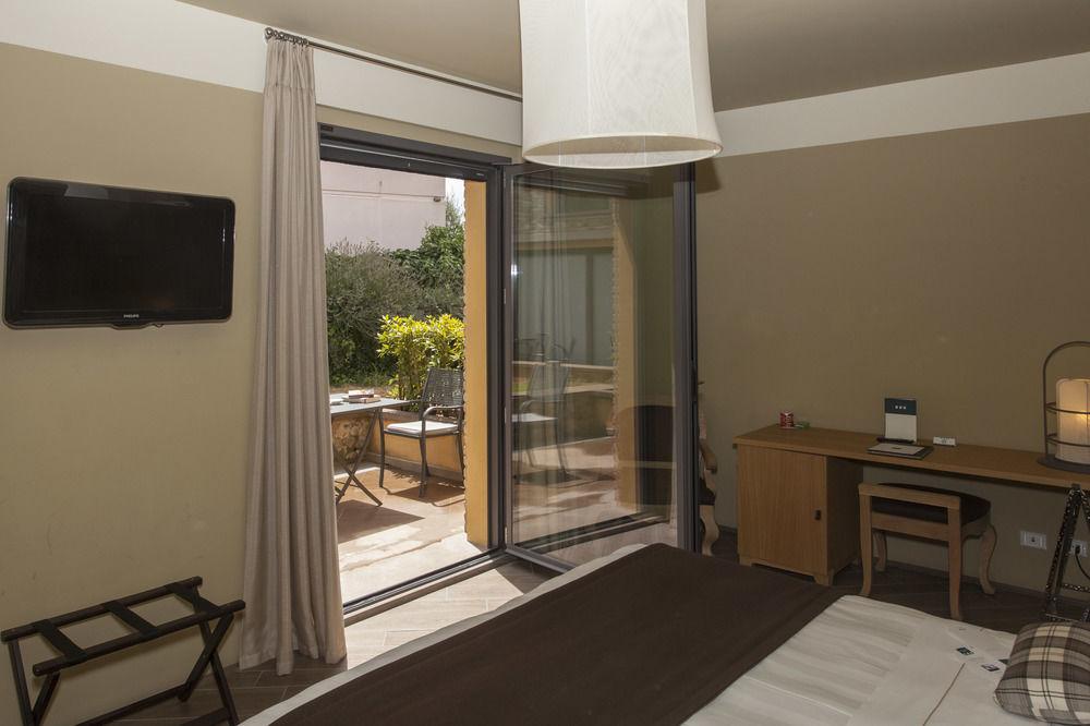 Unahotels Palazzo Mannaioni Toscana 蒙塔约内 外观 照片