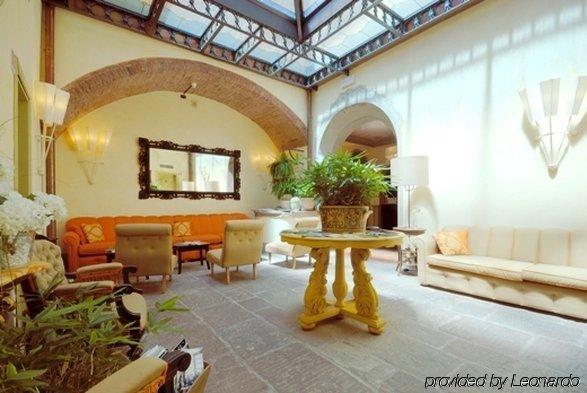 Unahotels Palazzo Mannaioni Toscana 蒙塔约内 内观 照片
