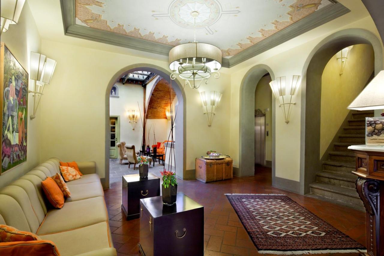 Unahotels Palazzo Mannaioni Toscana 蒙塔约内 外观 照片