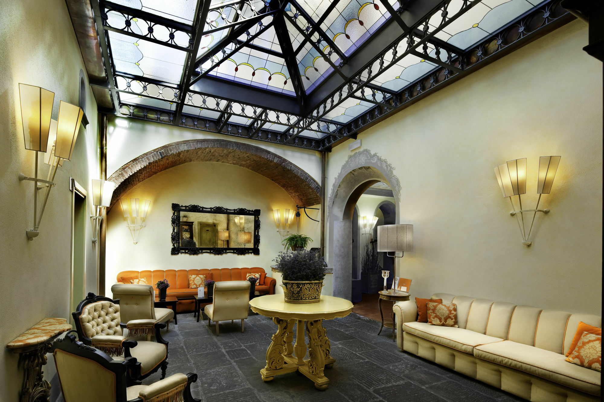 Unahotels Palazzo Mannaioni Toscana 蒙塔约内 外观 照片