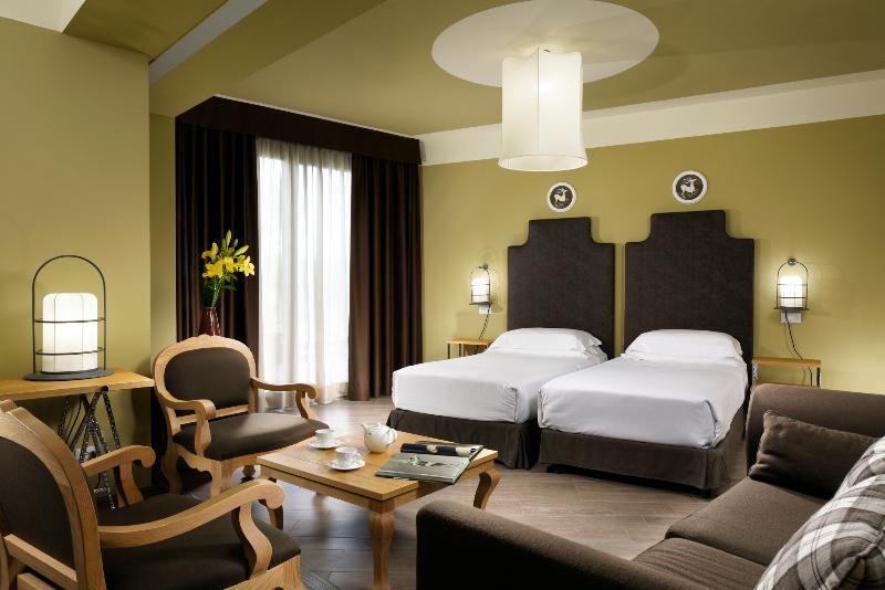 Unahotels Palazzo Mannaioni Toscana 蒙塔约内 外观 照片